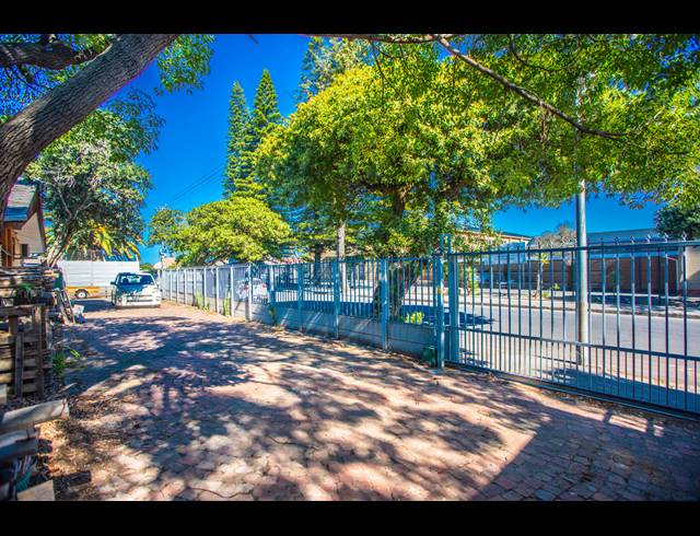 4 BEDROOM FREEHOLD SOLD IN GOODWOOD ESTATE